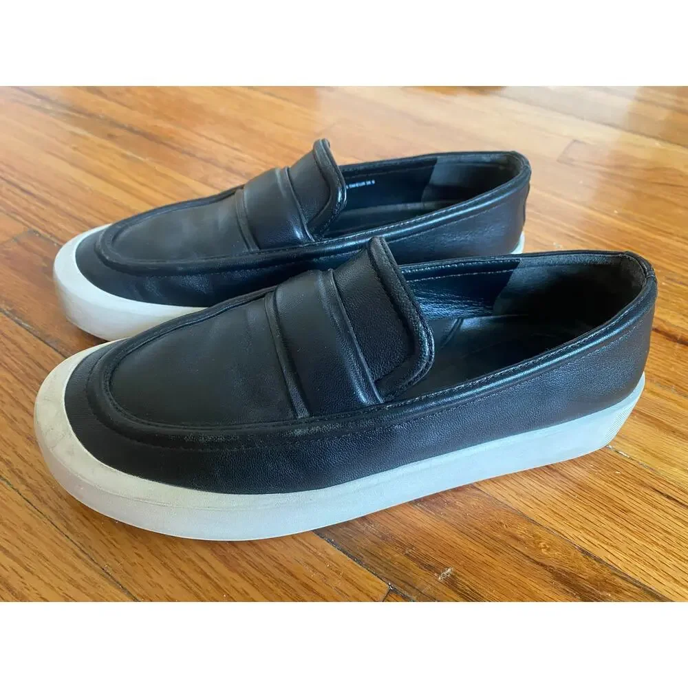 Vince Ghia womens loafer black 6.5